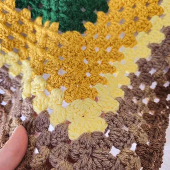 Grandma Square Crochet Throw Blanket hand made about 38x38 - Picture 6 of 6